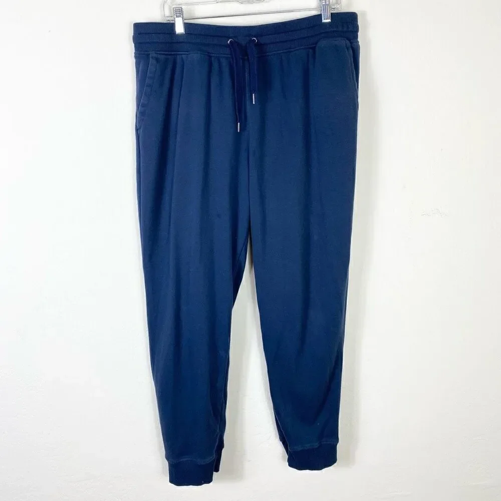 Orvis men’s navy